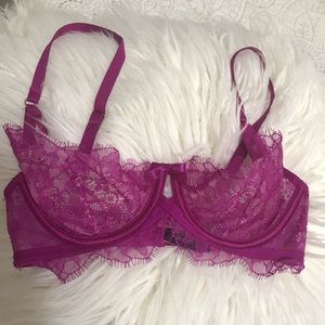 Victoria’s Secret lace bra